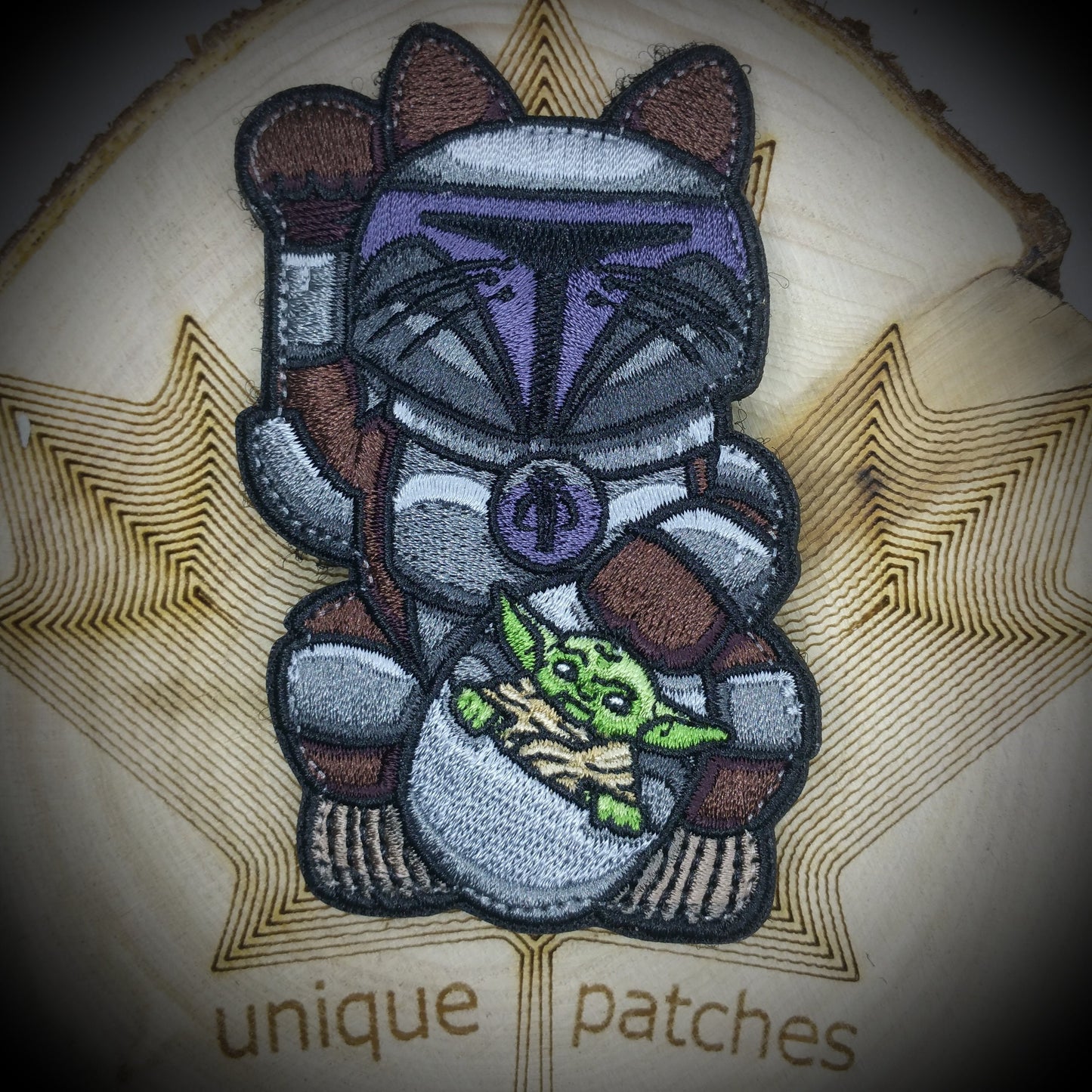 The MANDALORIAN Lucky Cat Maneki Neko Mashup embroidery patch morale Comics hook and loop Mando Din Djarin the Child Grogu Bounty Hunter
