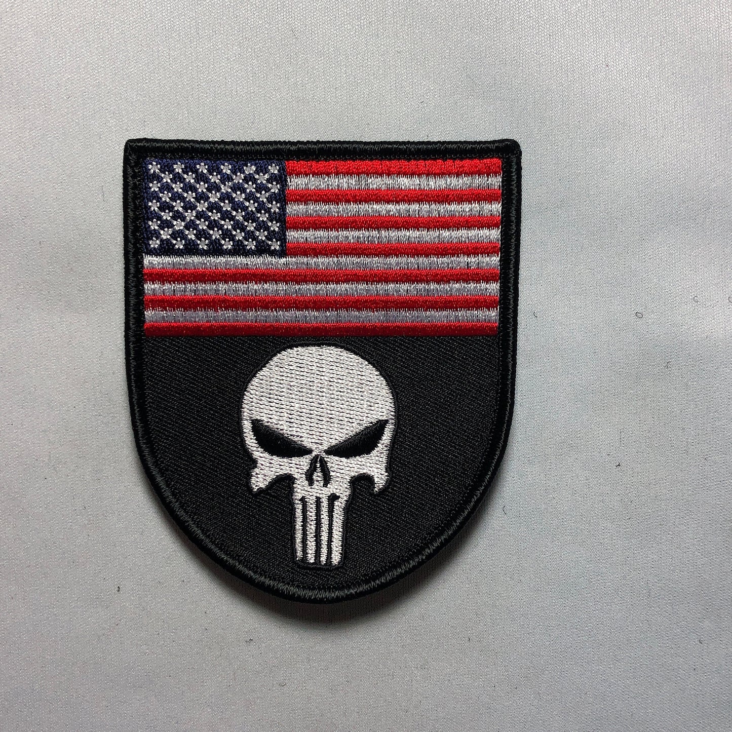 SKULL SHIELD American flag USA Medic Patch Morale Shooting Airsoft Mask Military Tactical Ghosts Special Forces jsoc delta force Seal Team