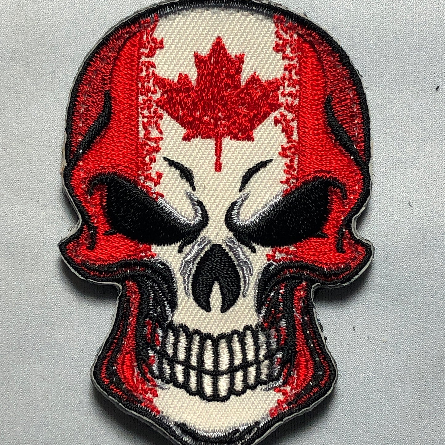 MEAN EYES SKULL Canadian flag punisher pattern Maple leaf Tactical Patch Morale Army vest shoulder Canuck ifak bag patriot