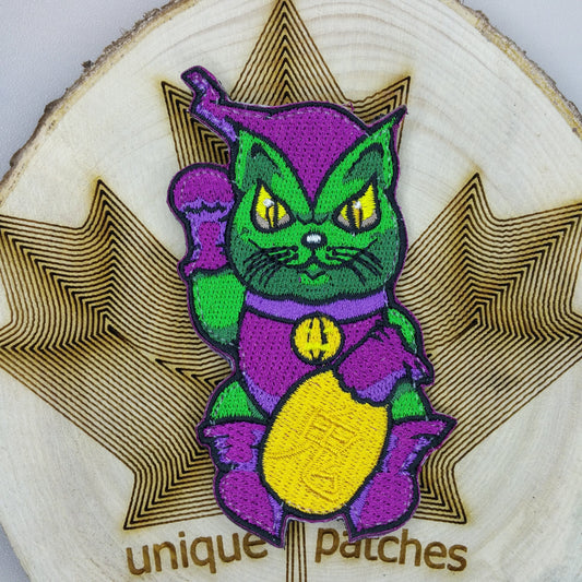 GREEN GOBLIN Lucky Cat Maneki Neko Mashup embroidery patch morale Comics hook loop fantasy popculture spiderman enemy villain