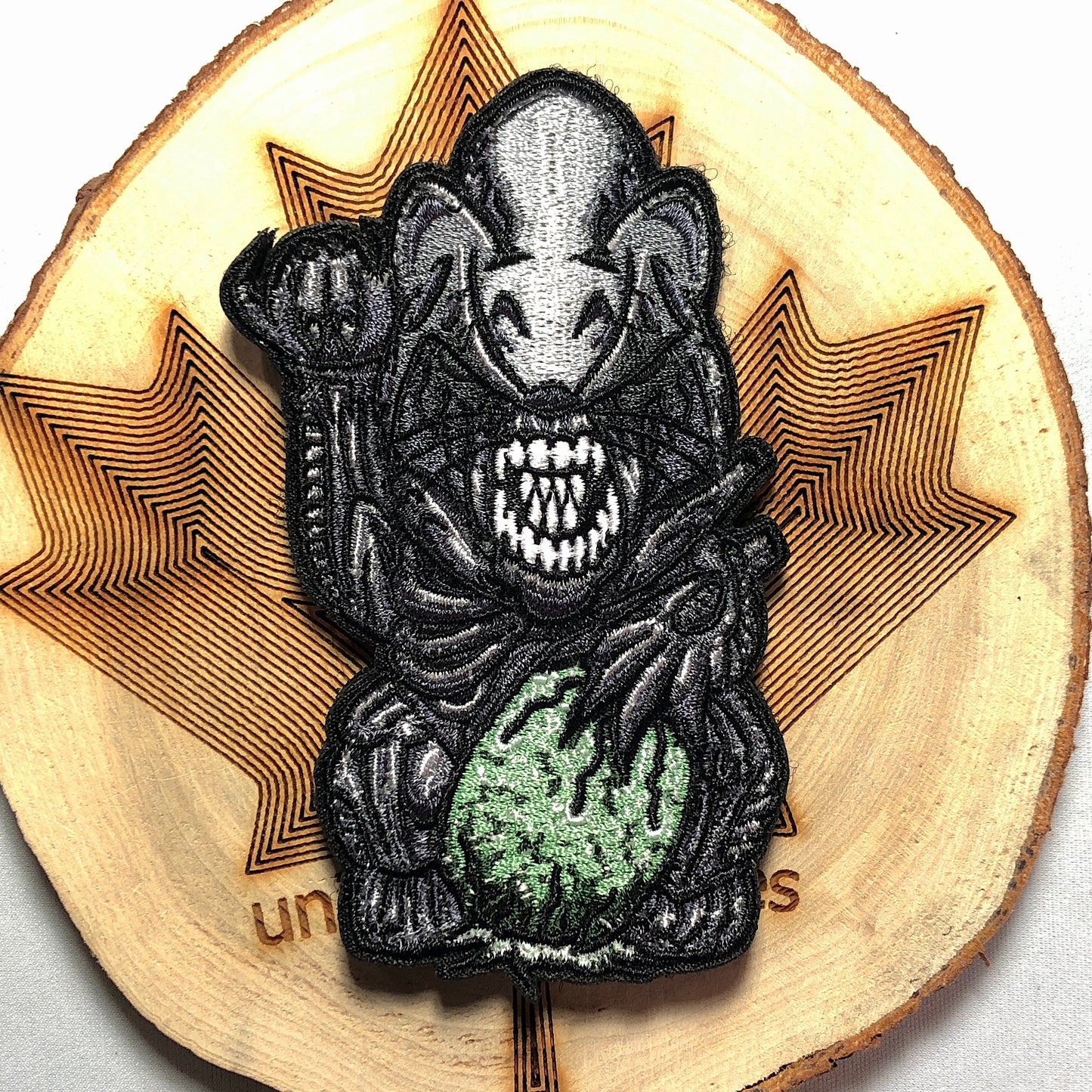 Xenomorph Alien Lucky Cat Maneki Neko Mashup embroidery patch morale Comics Movie resurrection XX121 Prometheus Queen egg pussy cat