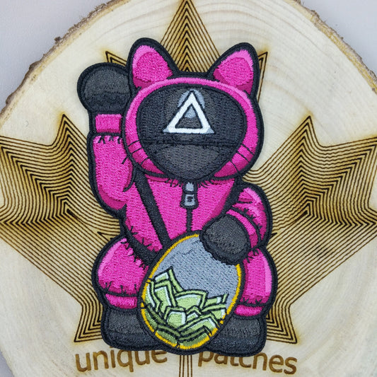 SQUID GAME Lucky Cat Maneki Neko Mashup embroidery patch morale hook loop movie Korean pink Netflix 456 Uniform triangle Square Seong Gi-hun
