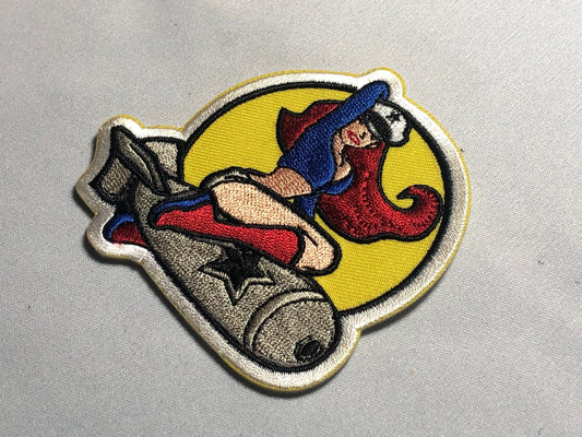 Sexy Girl Riding Bomb Pinup Bomber embroidery Army Patch Morale Airsoft Tactical Uniform Badge Bag Vest Airsoft meme funny badge black