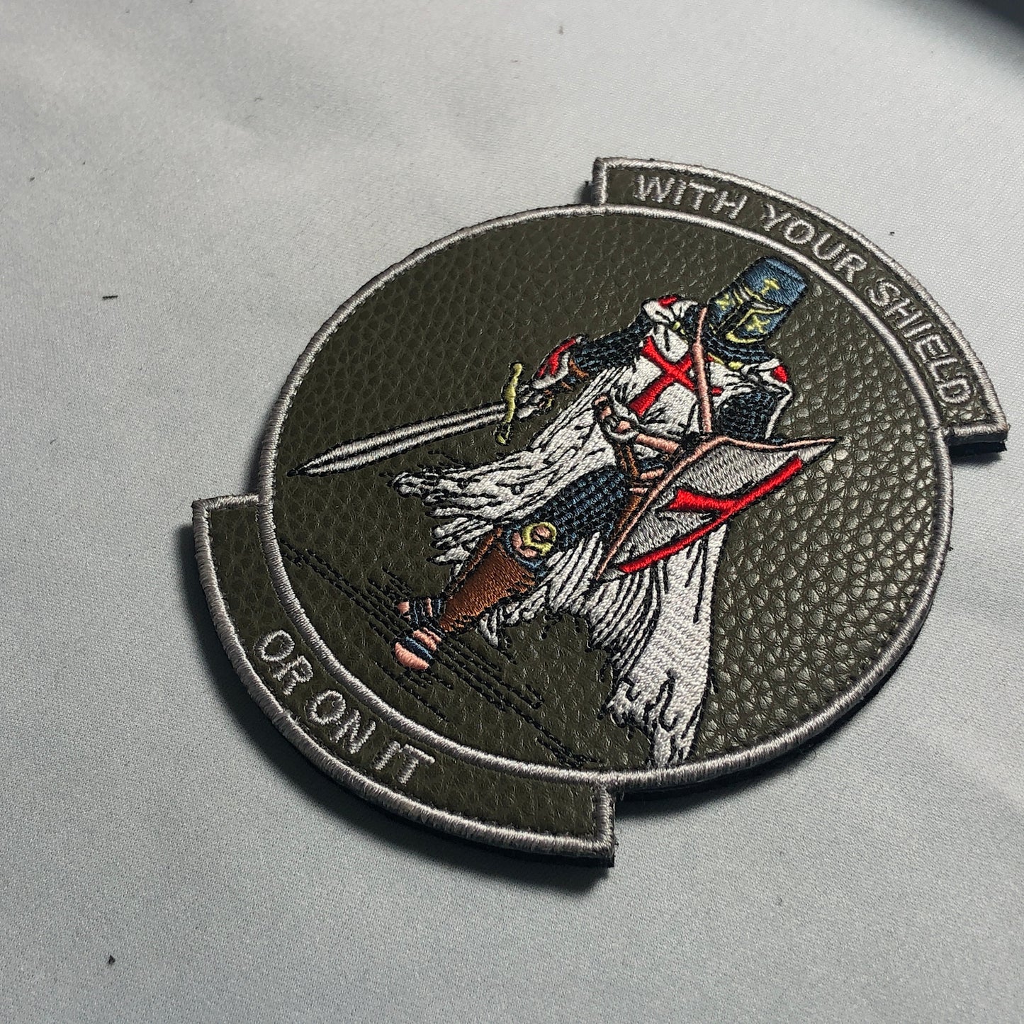 WITH YOUR SHIELD or on it Tactical Patch morale Crusader Templar Cross Wills It Shield Christian Church In this sign thou shalt conquer