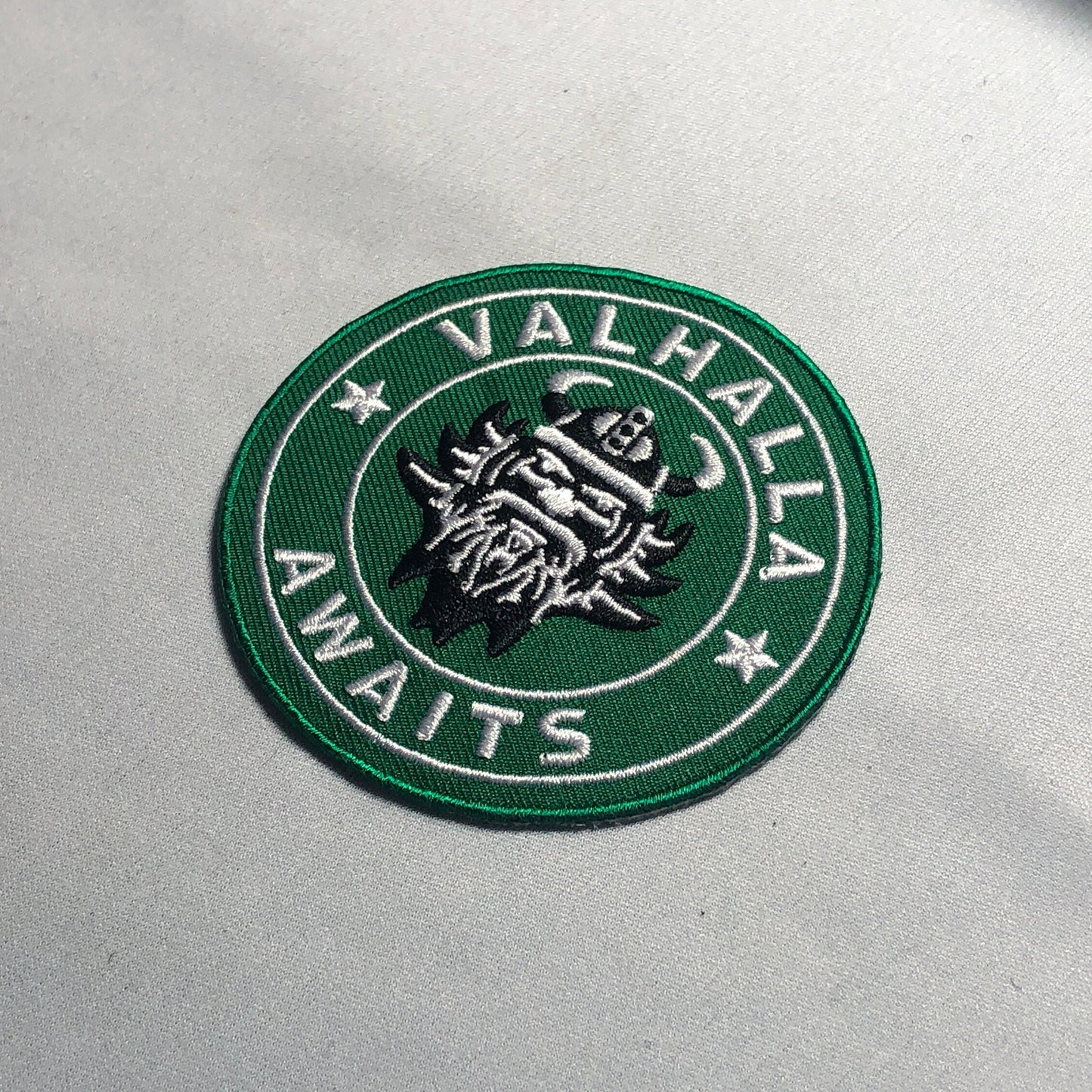 VALHALLA AWAITS Green Patch Morale Embroidery Norse Mythology Hall the Slain Odin Valkyrie Death Combat Scandinavia German Heaven tactical